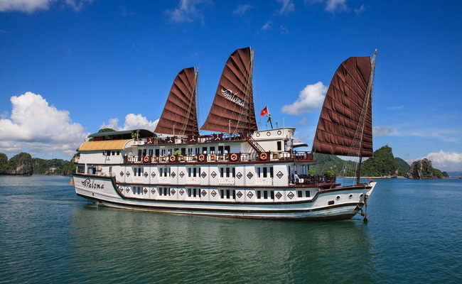 Paloma Cruises Halong Bay